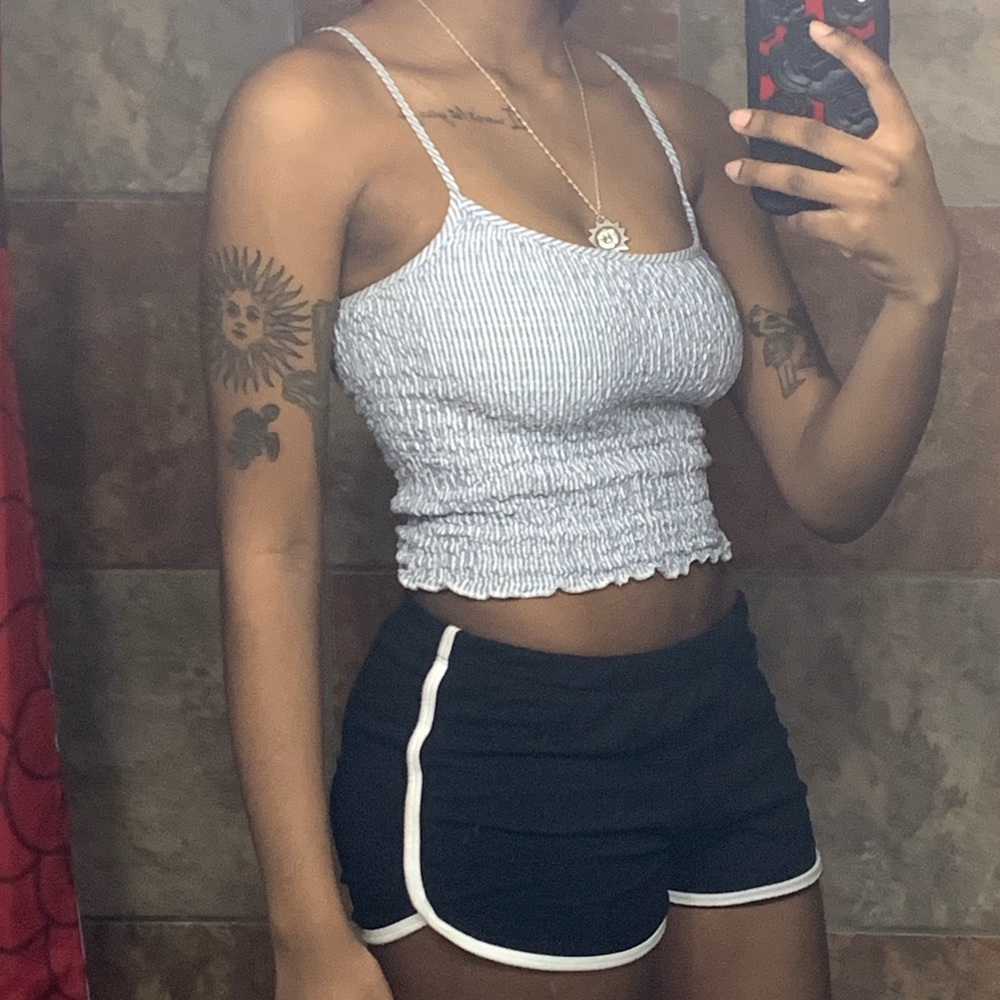 Brandy Melville Crop Top